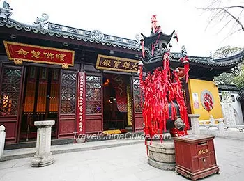 Grand Prayer Hall of Hanshan Temple 